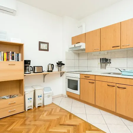 Apartment With A Parking Space Kastel Stari, - 17964 *