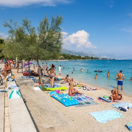 Apartamento With A Parking Space Kastel Stari, - 17964