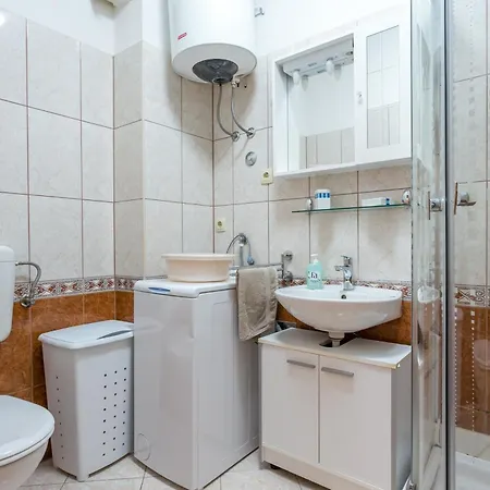 With A Parking Space Kastel Stari, - 17964 Apartamento *